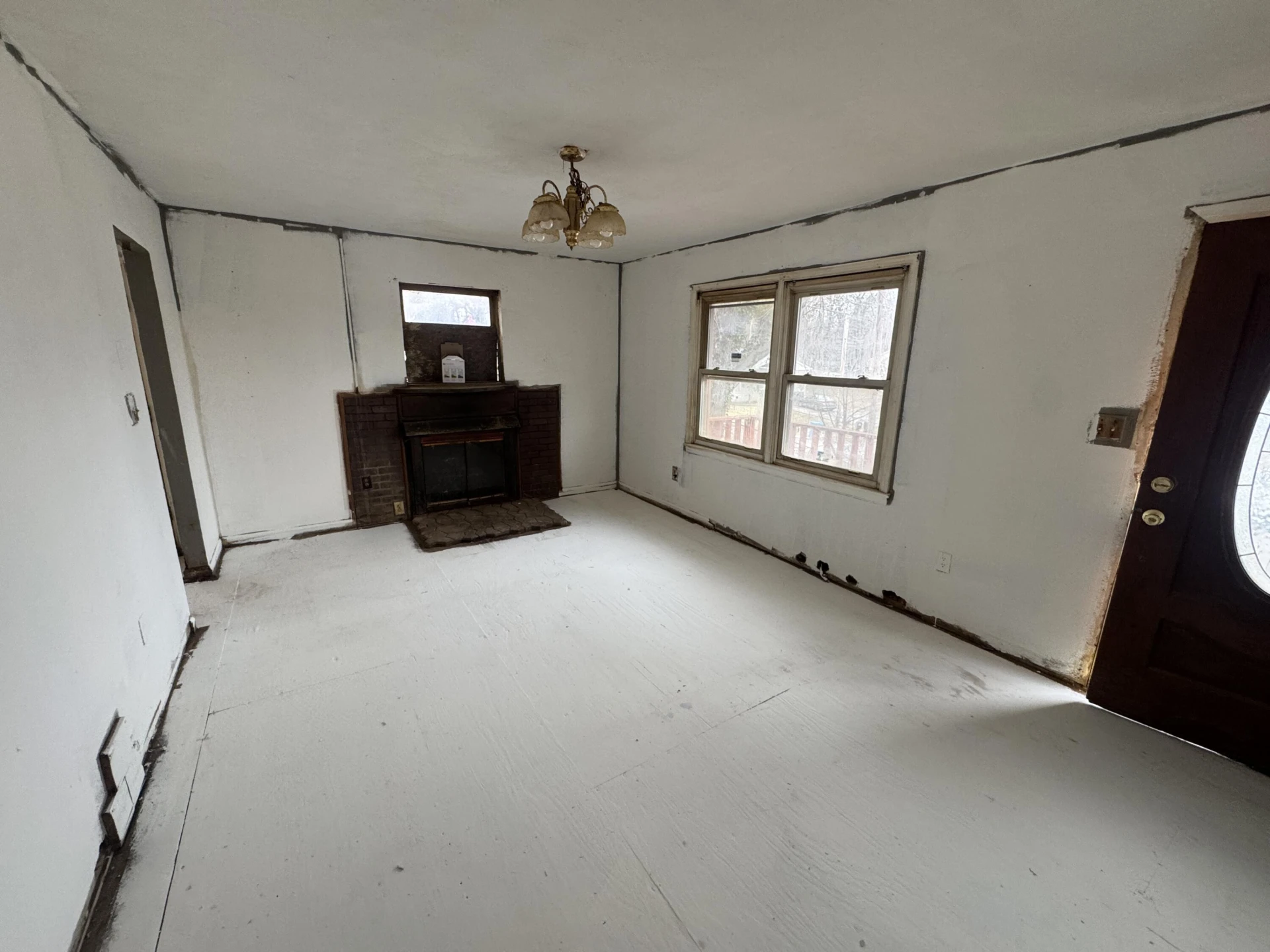 3809 Woodleigh RD NW - Photo 2