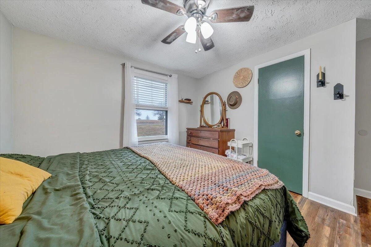 291 Falcon Ridge RD - Photo 17