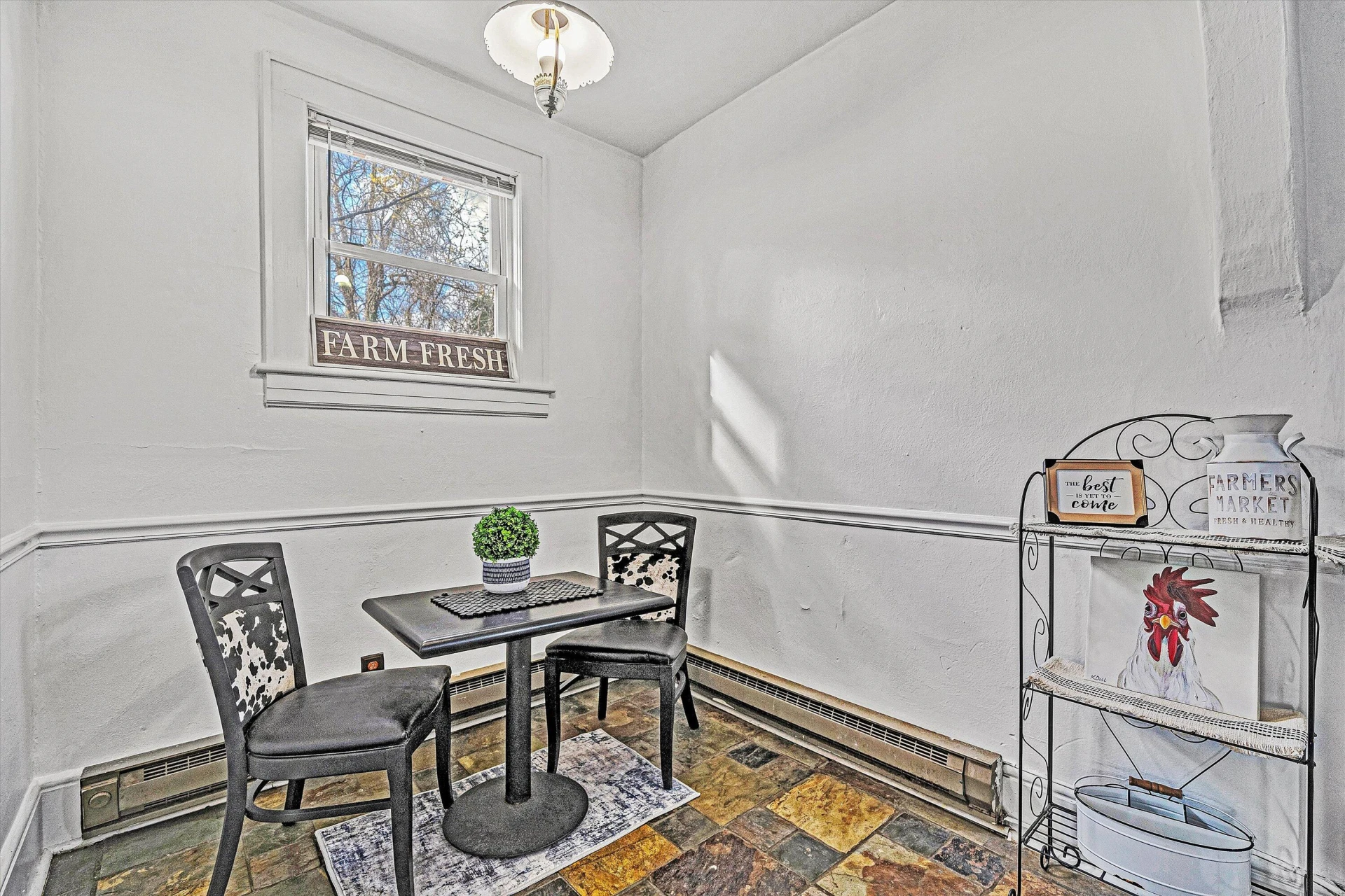 2126 Colgate ST NE - Photo 15