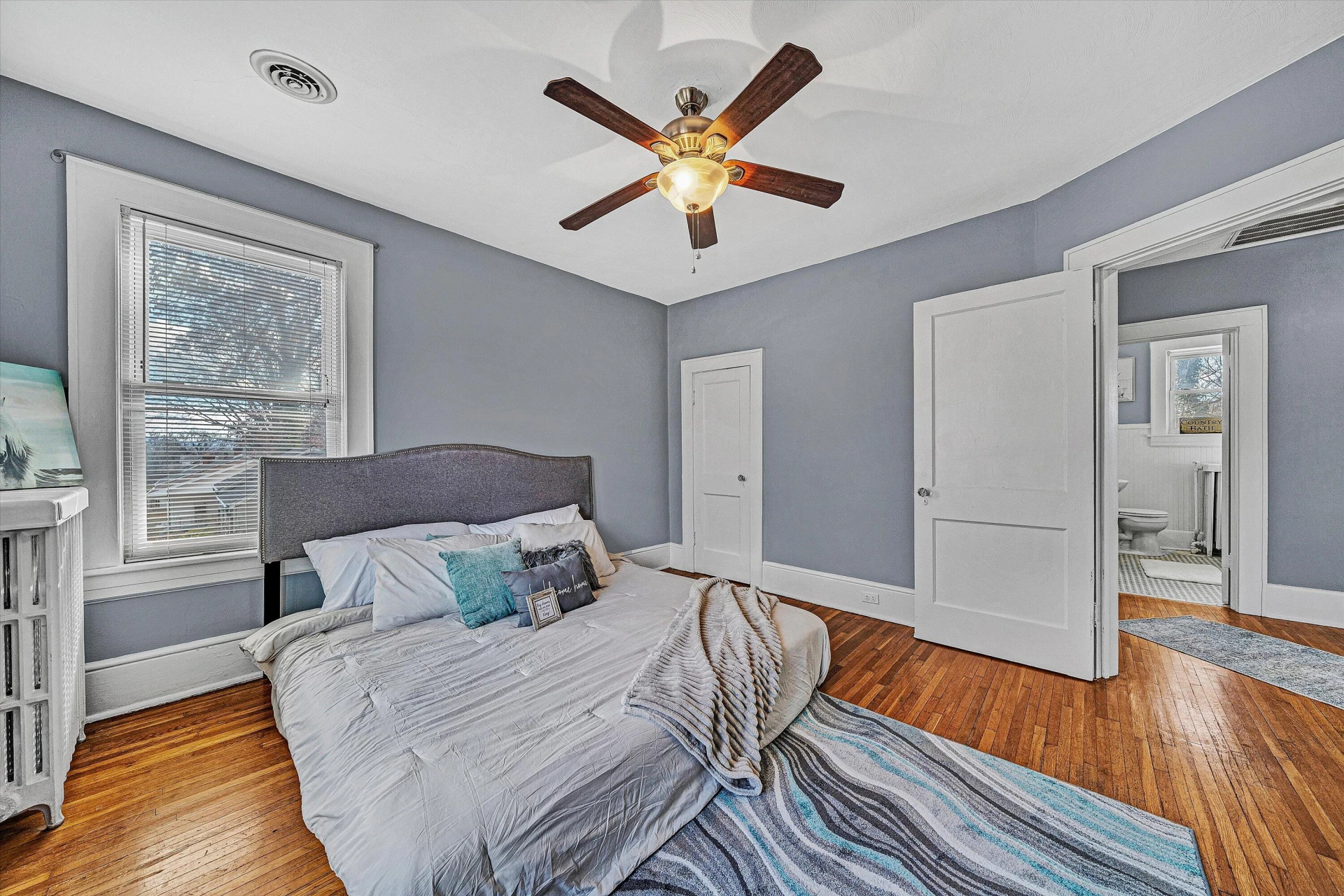 2126 Colgate ST NE - Photo 24