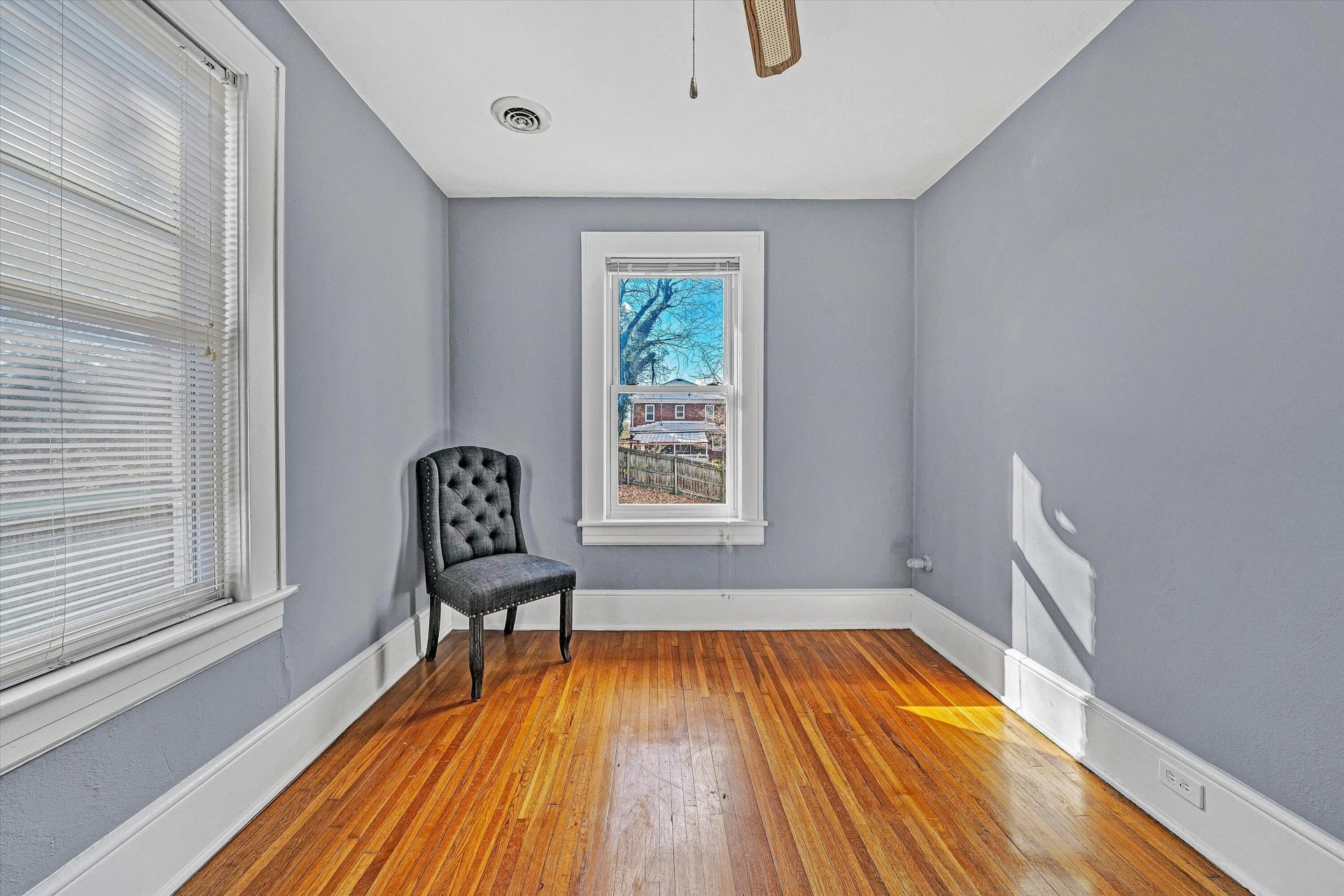 2126 Colgate ST NE - Photo 26