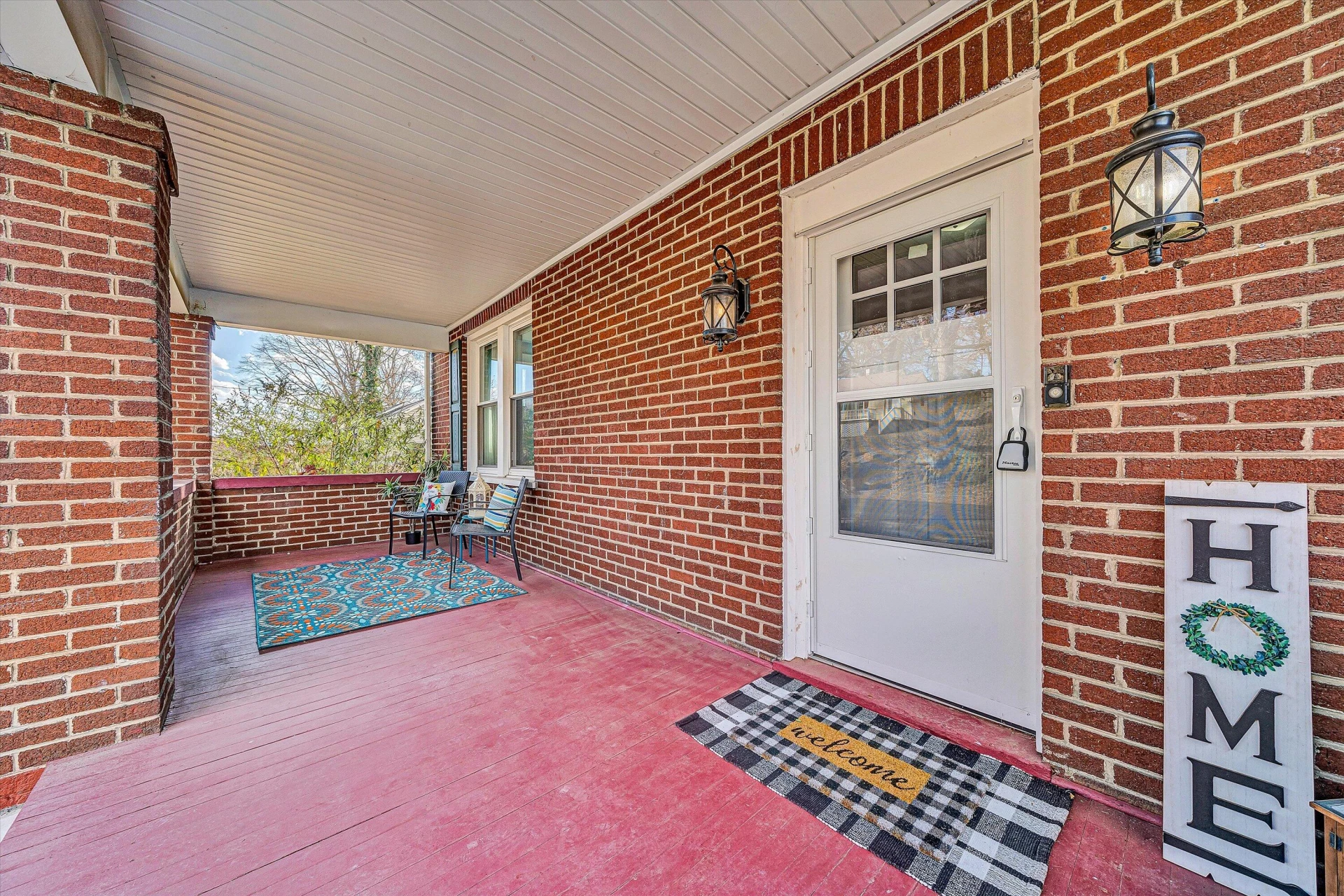 2126 Colgate ST NE - Photo 4