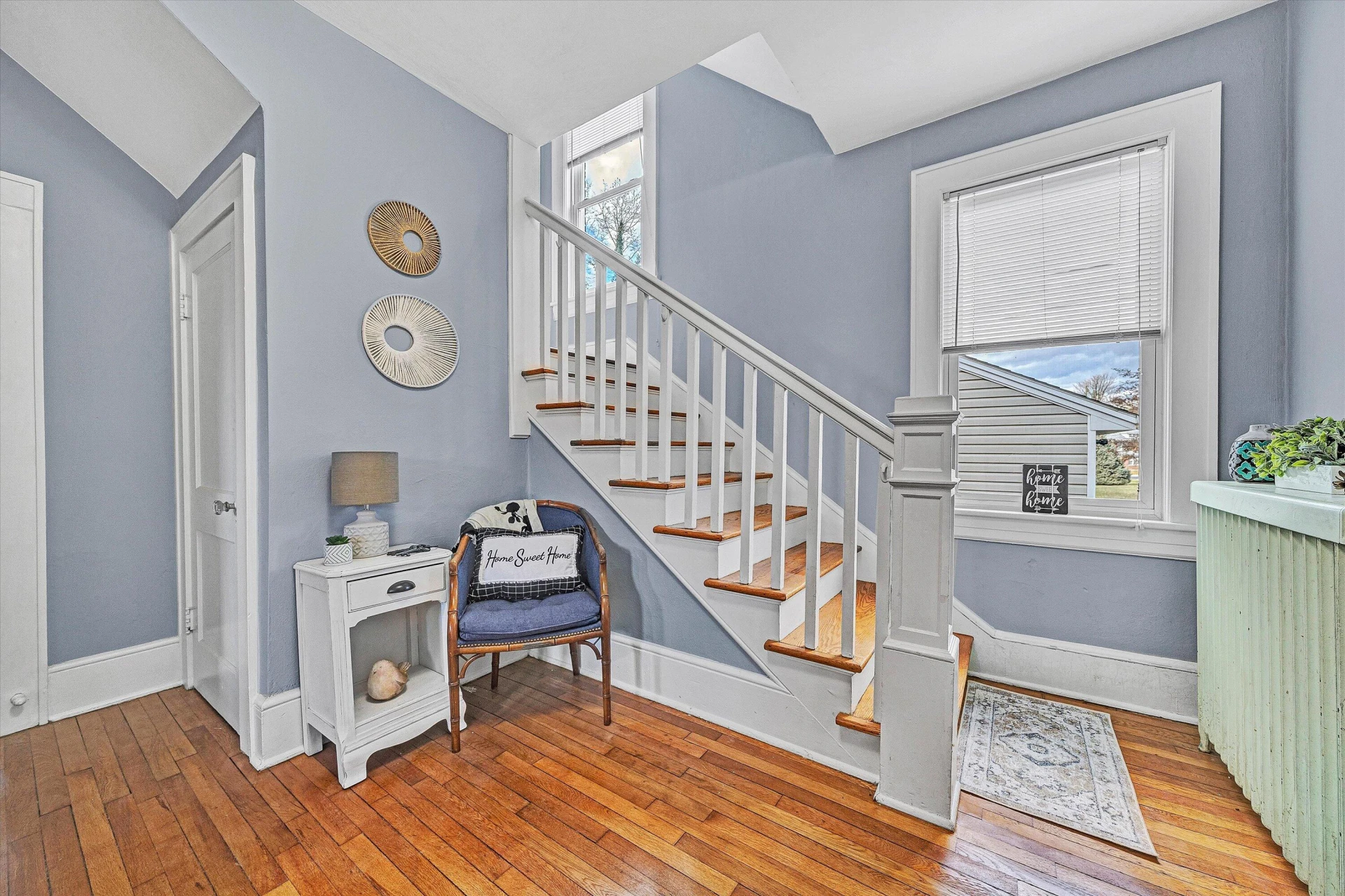 2126 Colgate ST NE - Photo 7
