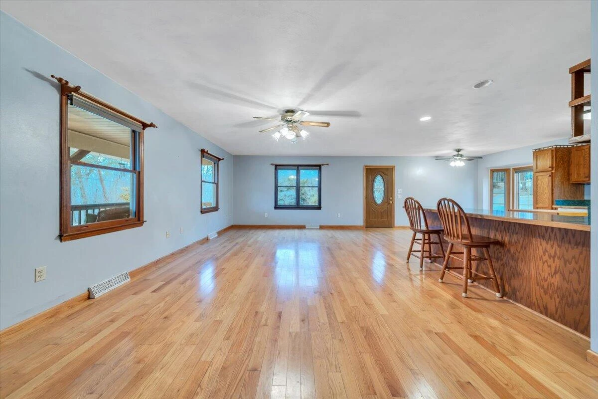355 Dillards Hill RD - Photo 10