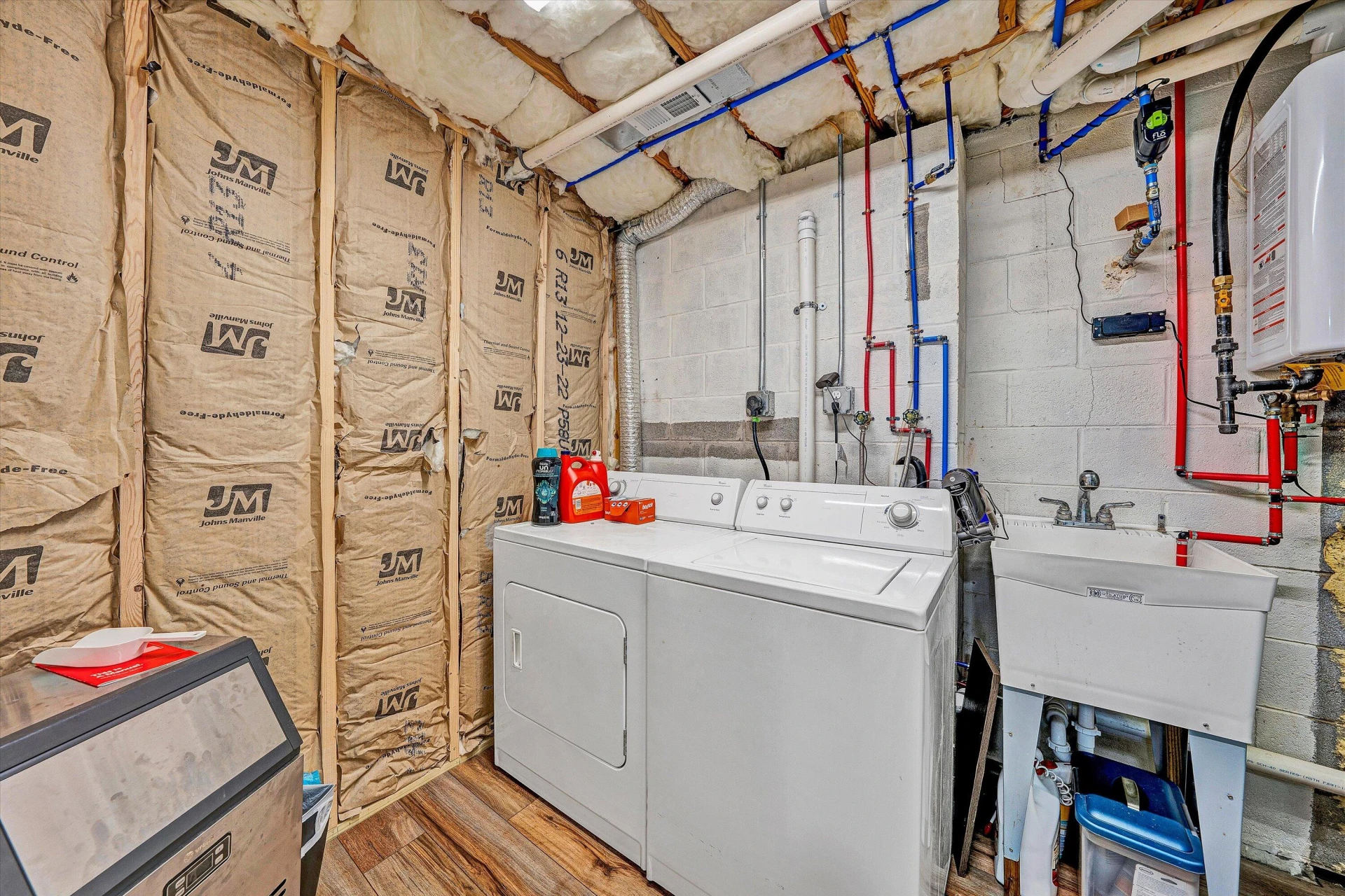 6347 Scruggs RD - Photo 36