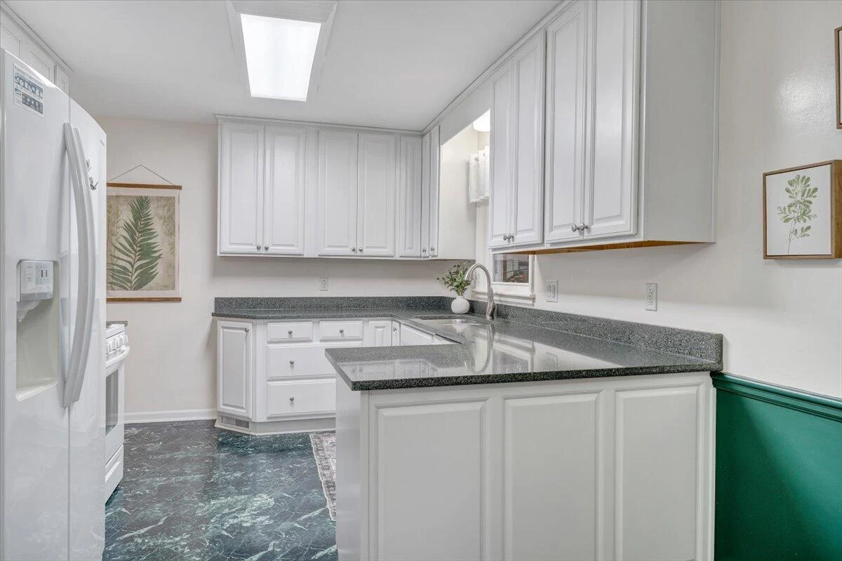 5033 Youngwood DR NW - Photo 18