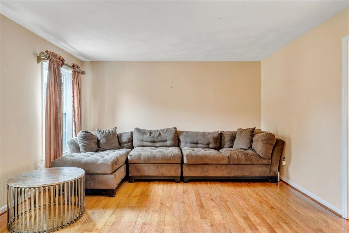 302 Ivy LN - Photo 10