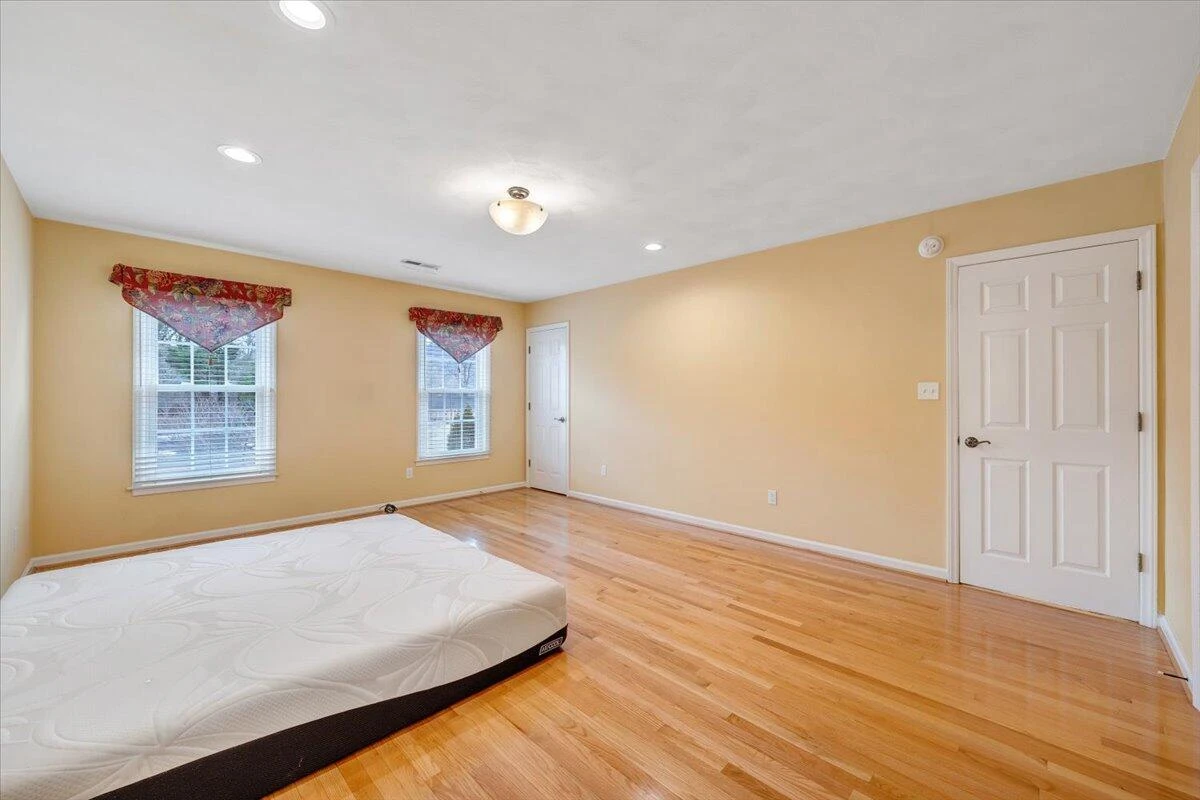 302 Ivy LN - Photo 38