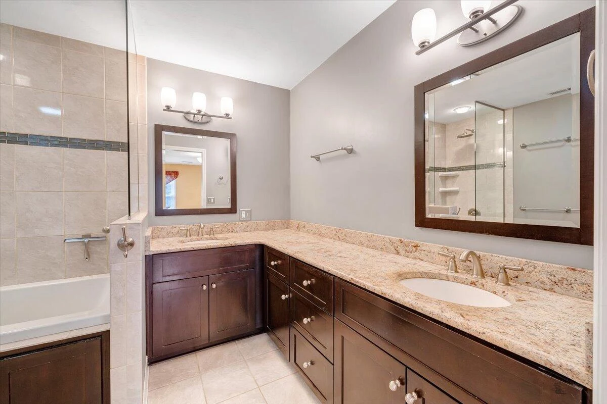 302 Ivy LN - Photo 42