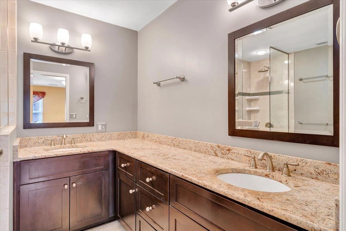 302 Ivy LN - Photo 43