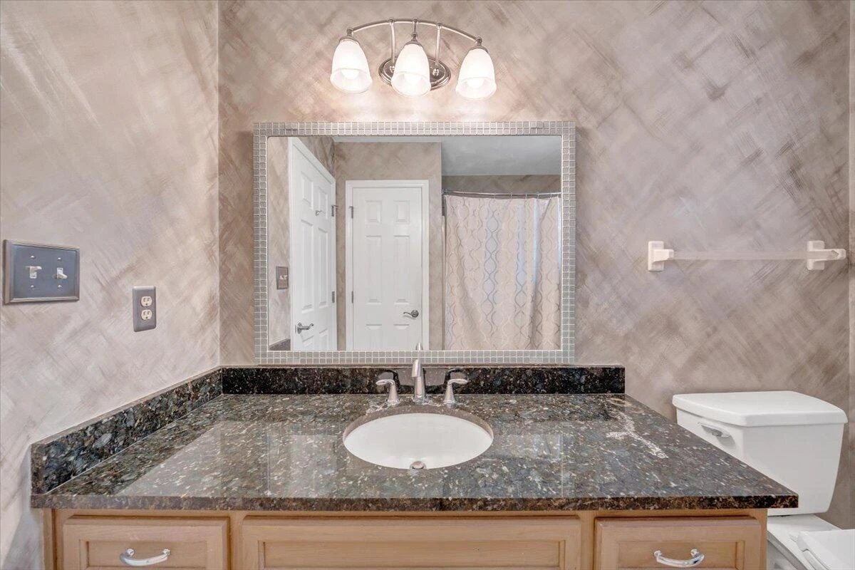 302 Ivy LN - Photo 55