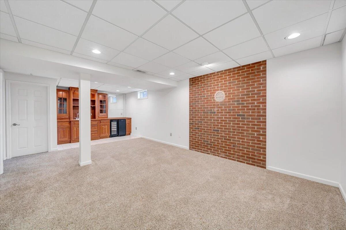 302 Ivy LN - Photo 56