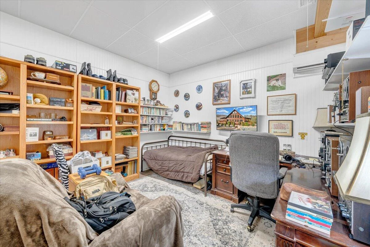 840 Greenberry DR - Photo 75
