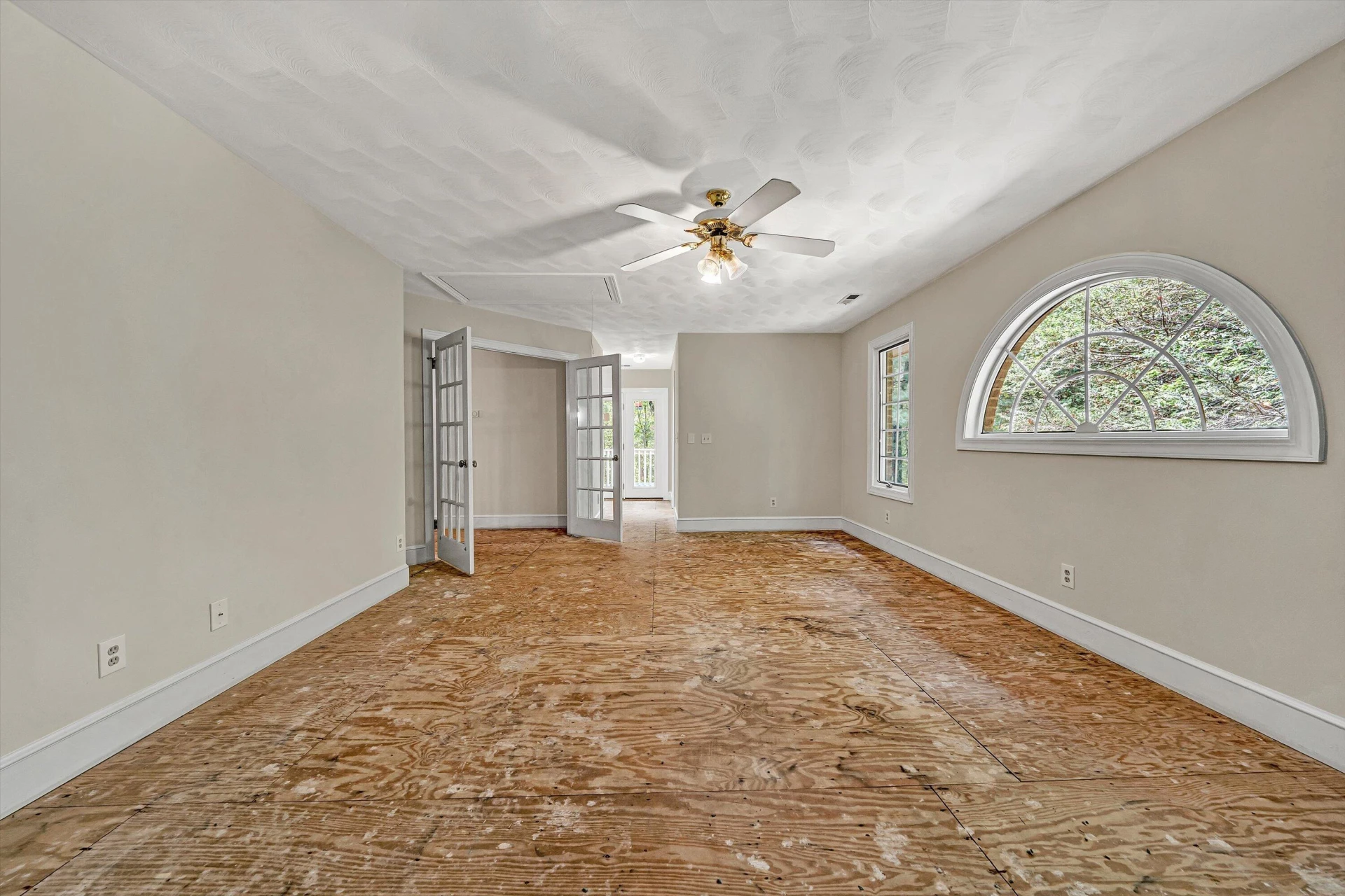 1624 Sunberry CIR - Photo 28
