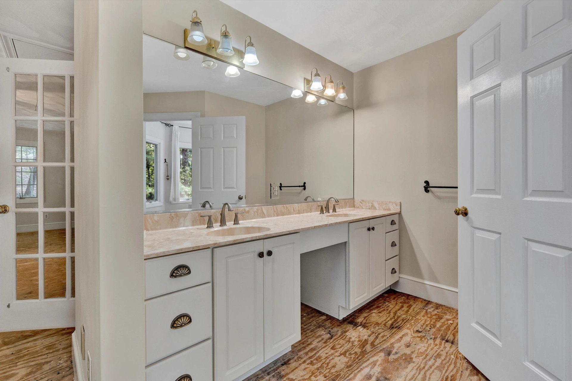 1624 Sunberry CIR - Photo 30