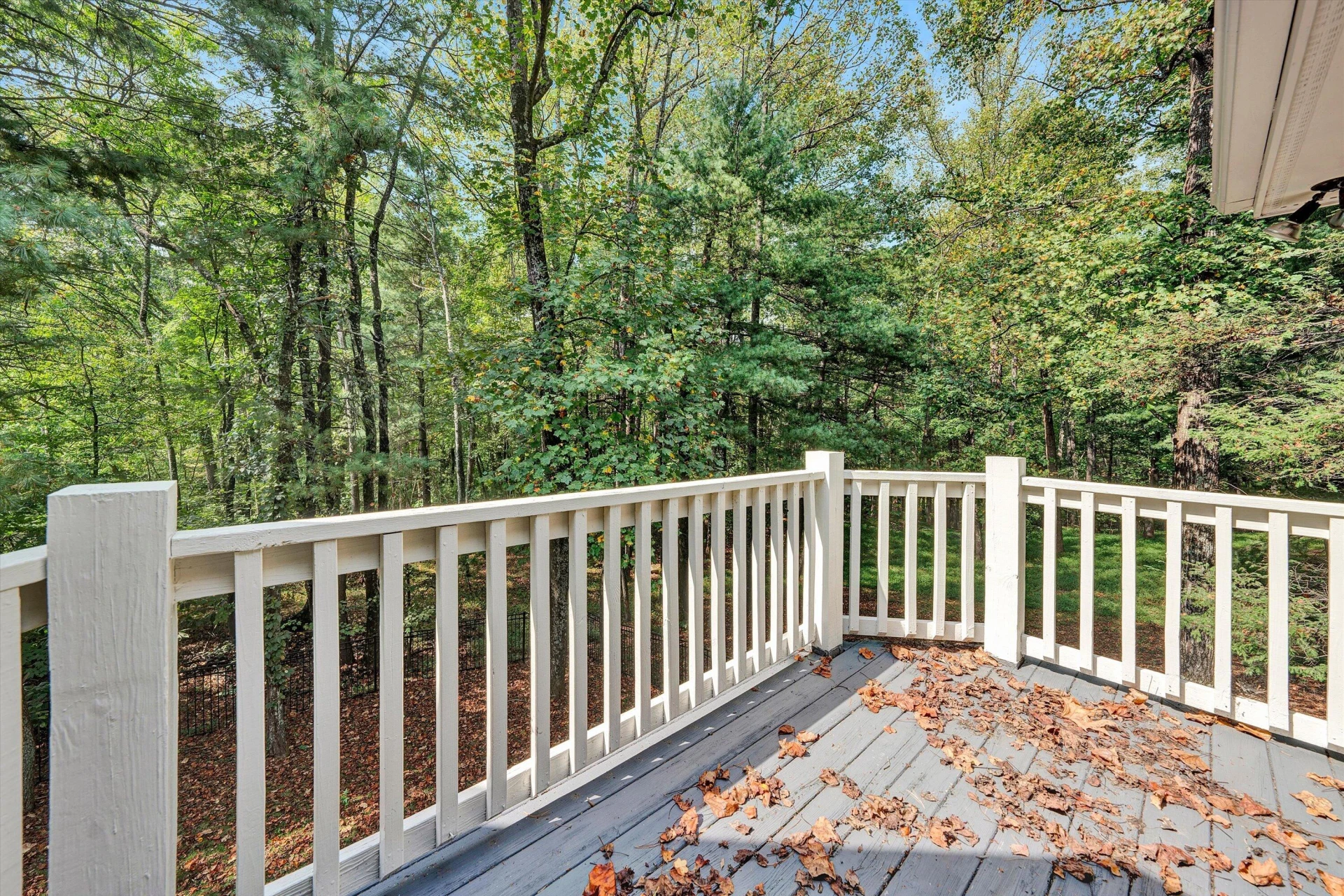 1624 Sunberry CIR - Photo 34