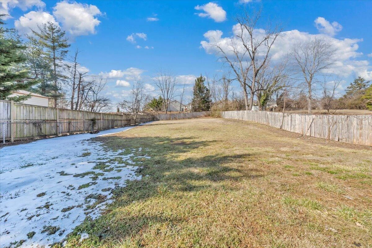 4639 Girard DR - Photo 38