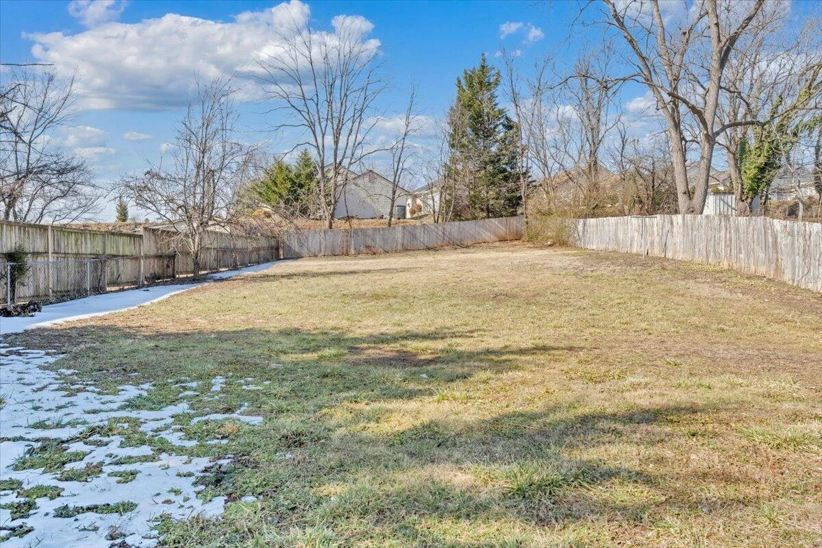 4639 Girard DR - Photo 39