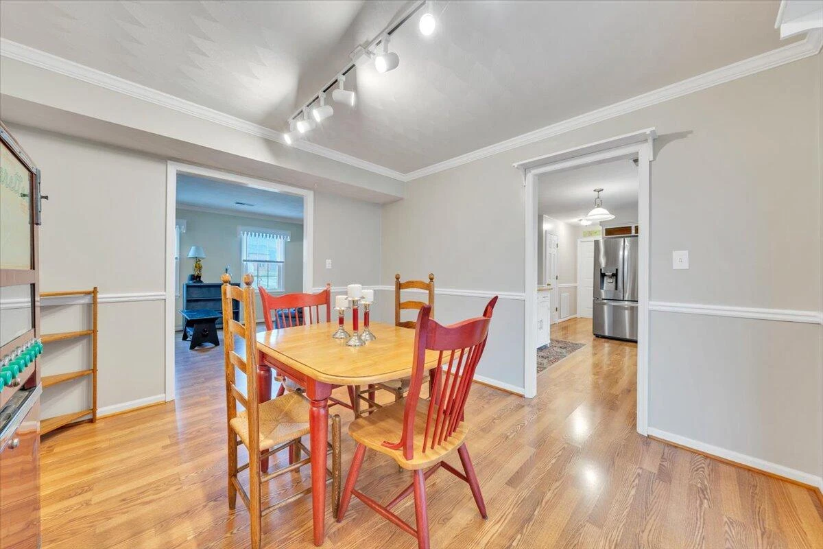 419 Rebecca LN - Photo 25