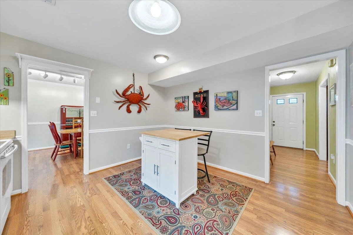 419 Rebecca LN - Photo 29