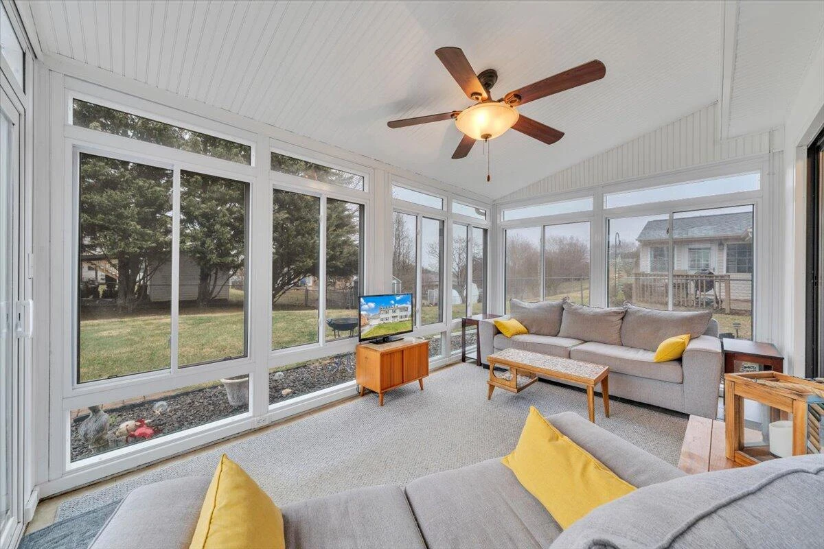 419 Rebecca LN - Photo 31