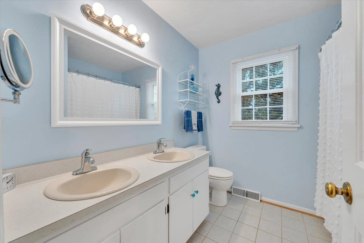 419 Rebecca LN - Photo 51