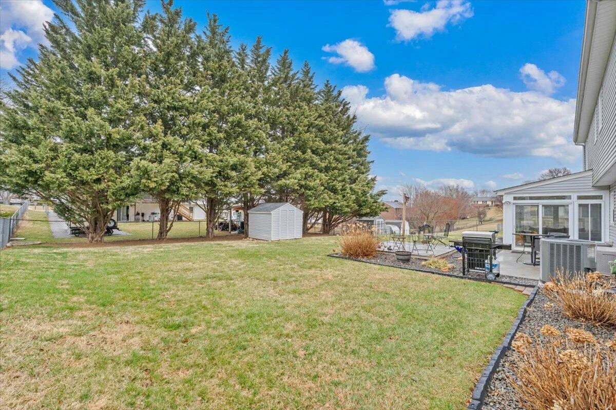 419 Rebecca LN - Photo 57