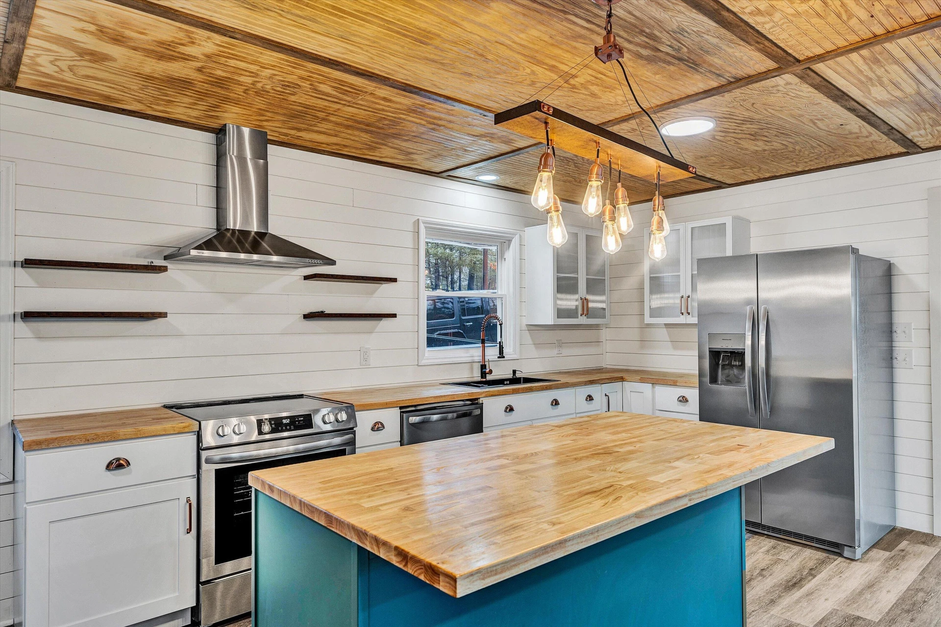 5401 Warwood DR - Photo 13