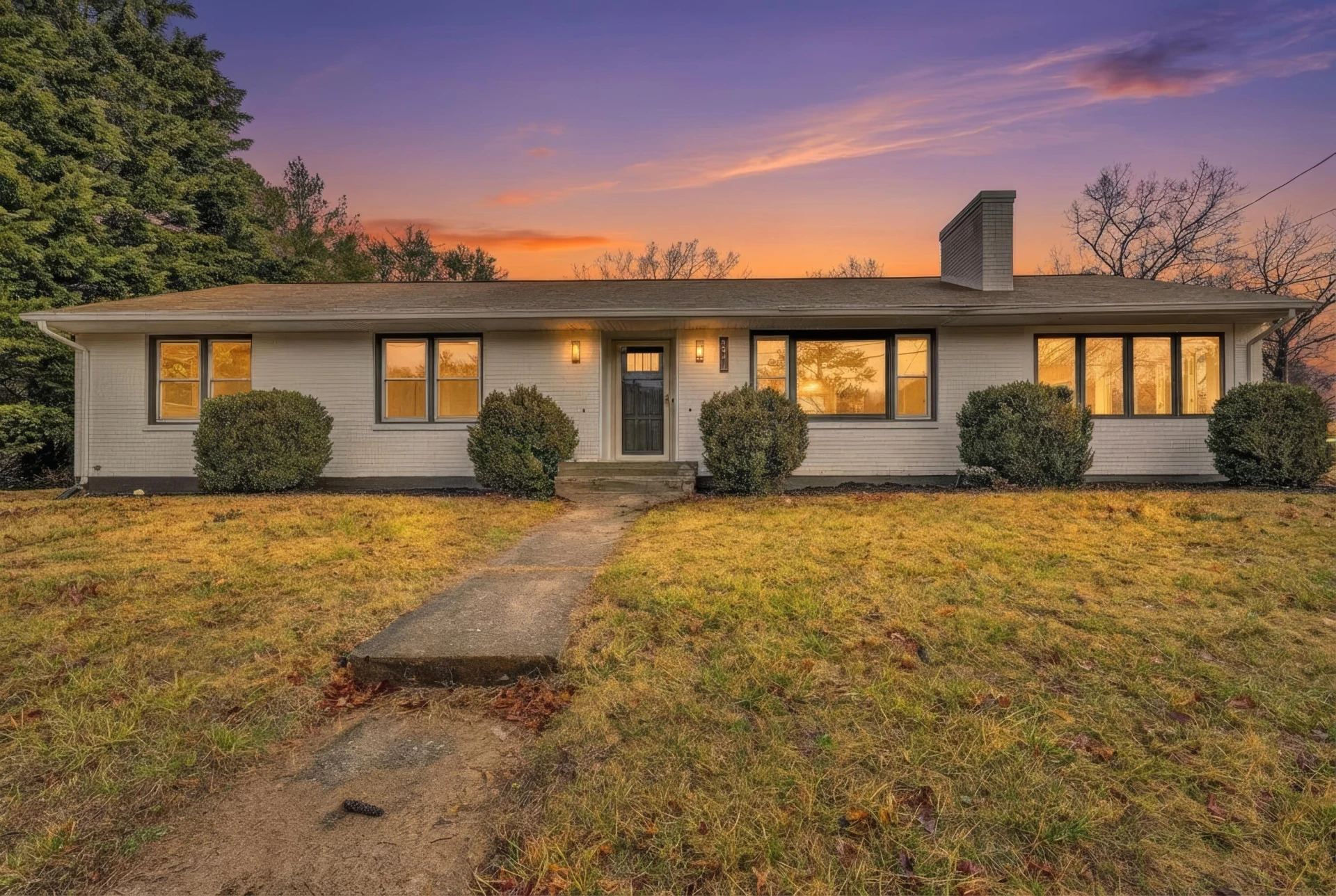 5401 Warwood DR - Photo 2