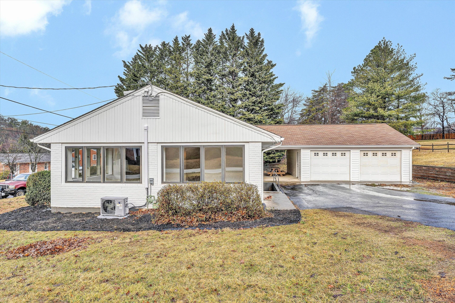5401 Warwood DR - Photo 46