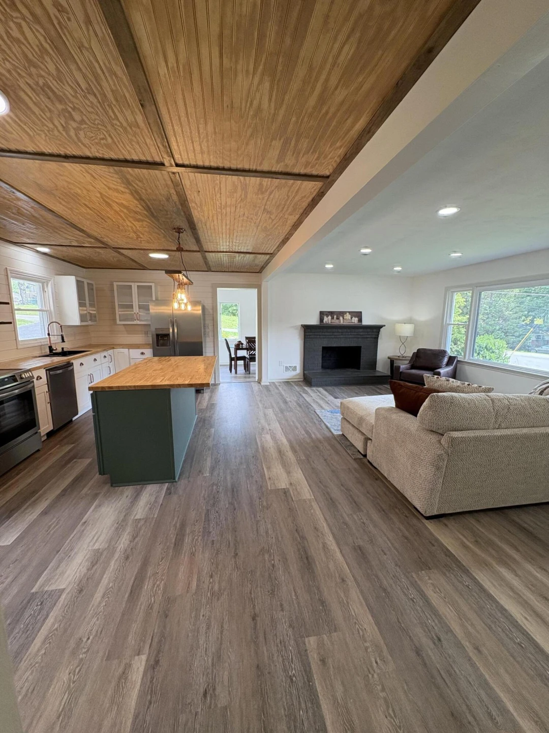 5401 Warwood DR - Photo 10