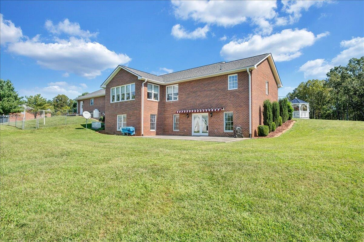 3991 Green Level RD - Photo 36