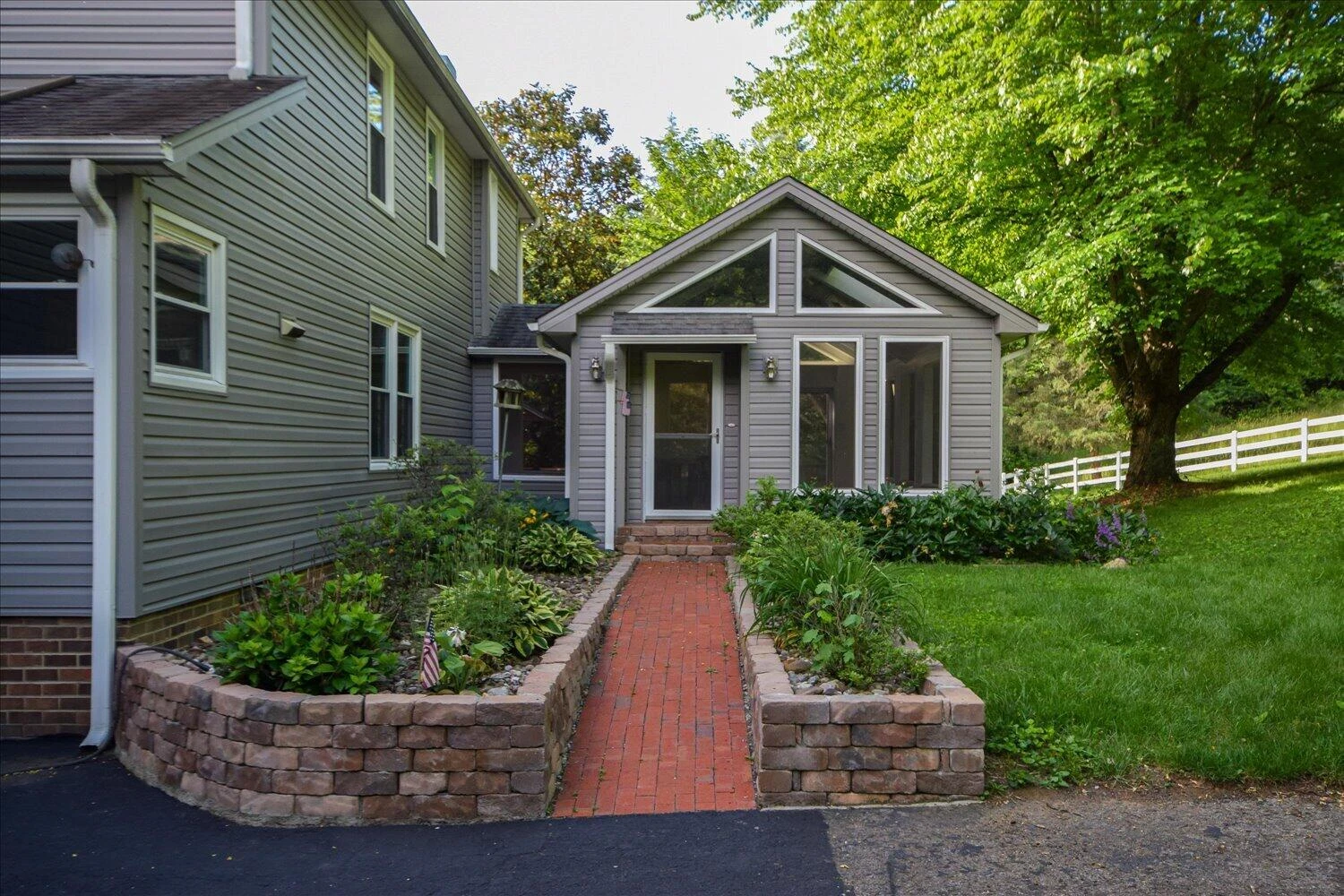 146 Hill DR - Photo 8