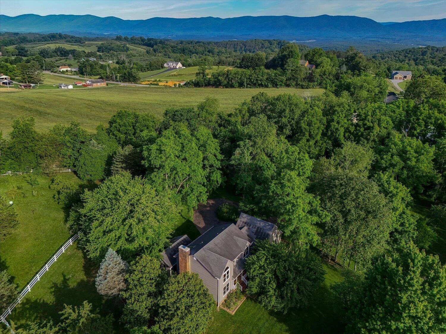 146 Hill DR - Photo 79