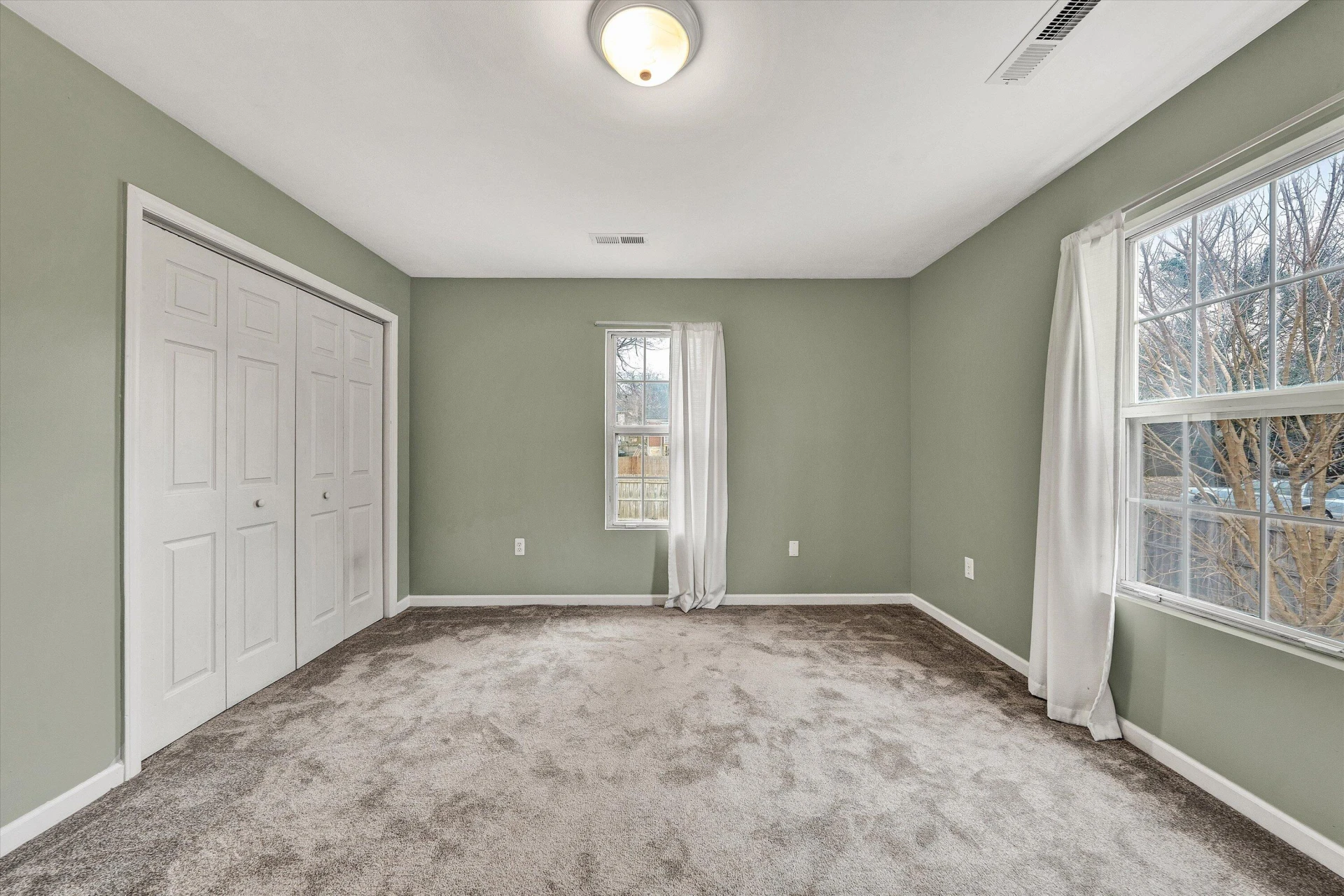 505 Arbor AVE SE - Photo 15