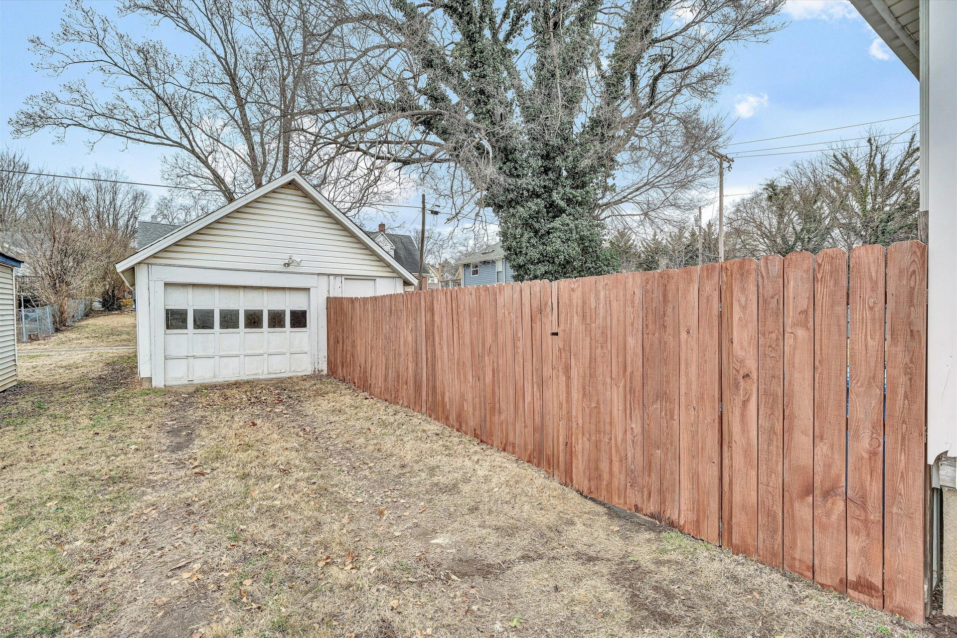 505 Arbor AVE SE - Photo 28