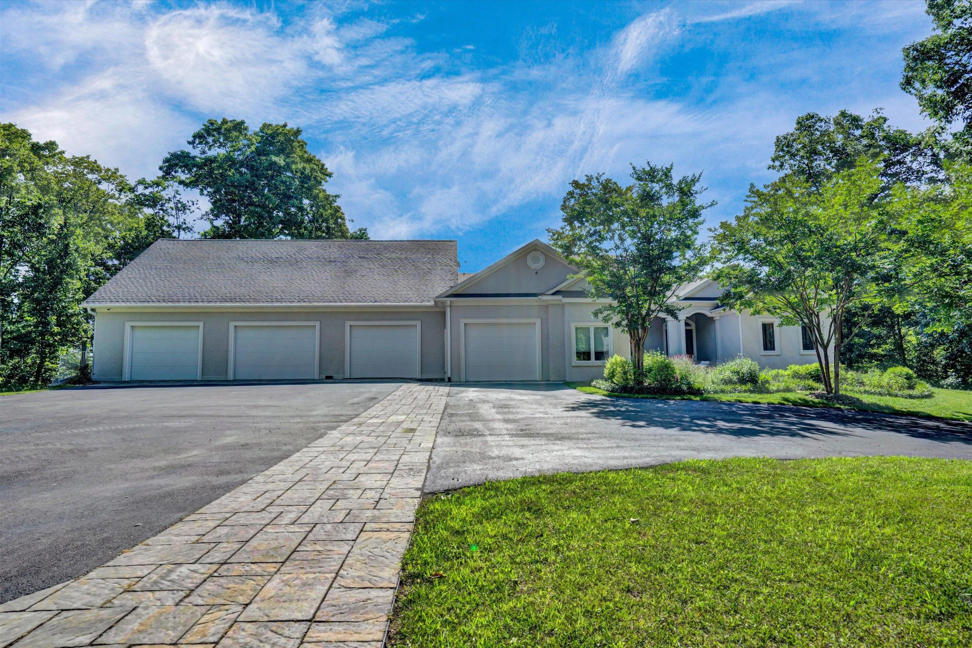 10947 Bottom Creek RD