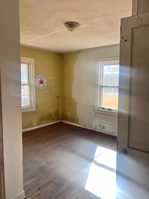 1426 Varnell AVE NE - Photo 4