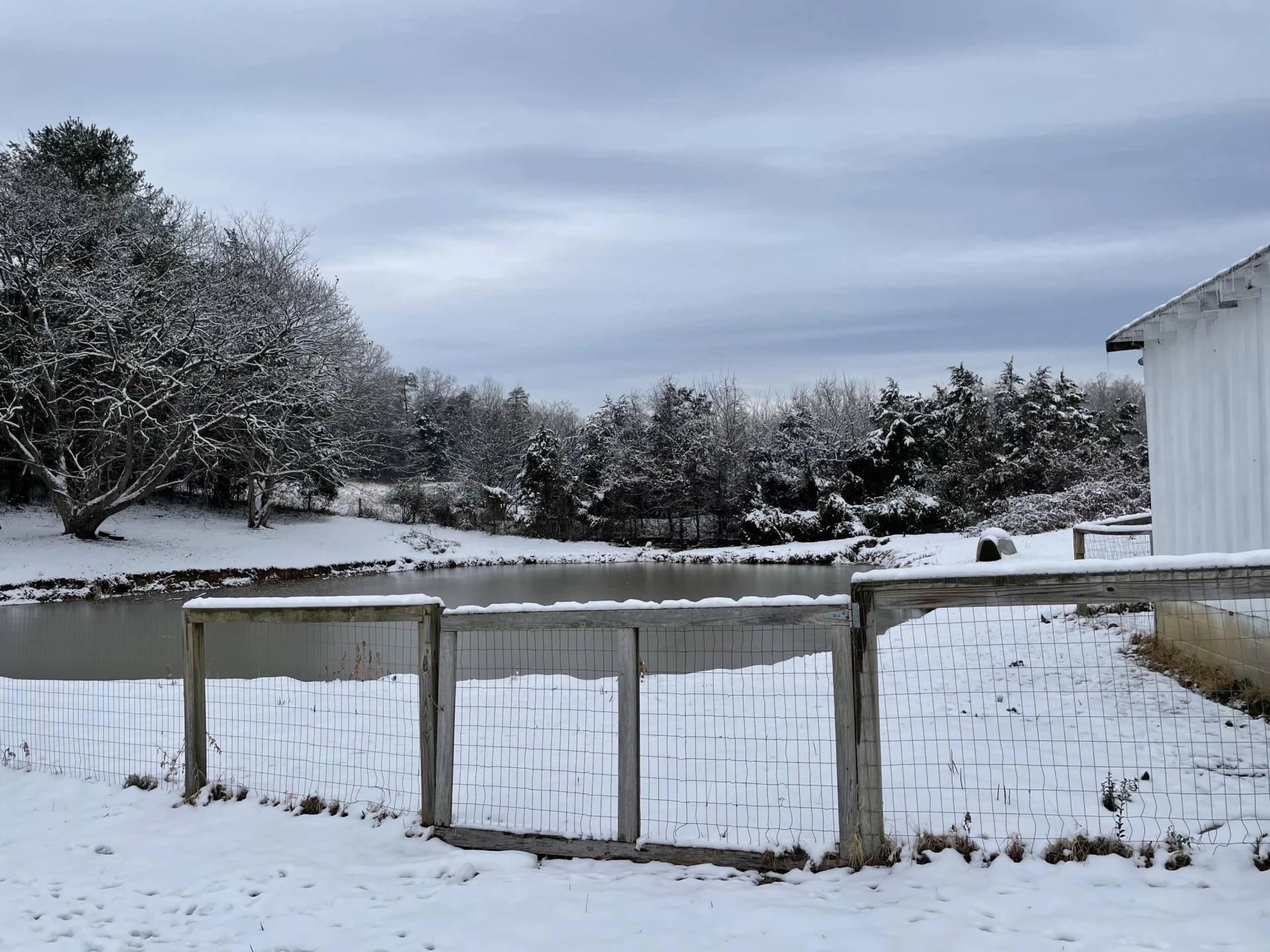 2047 Botetourt RD - Photo 10