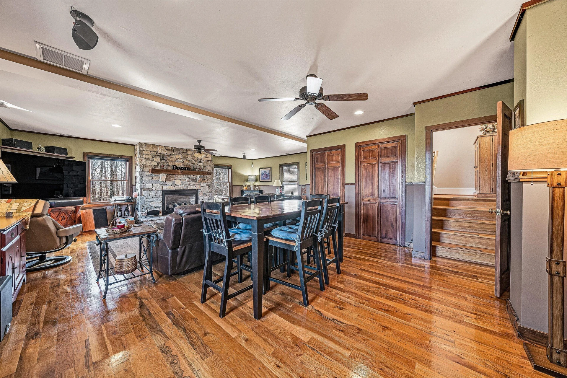 946 High Meadows DR - Photo 27