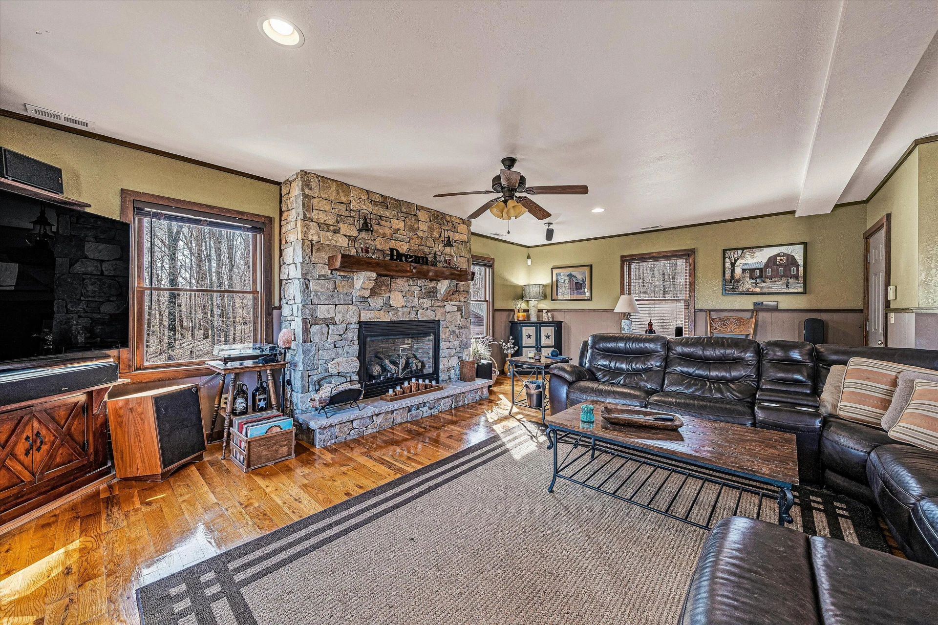 946 High Meadows DR - Photo 30