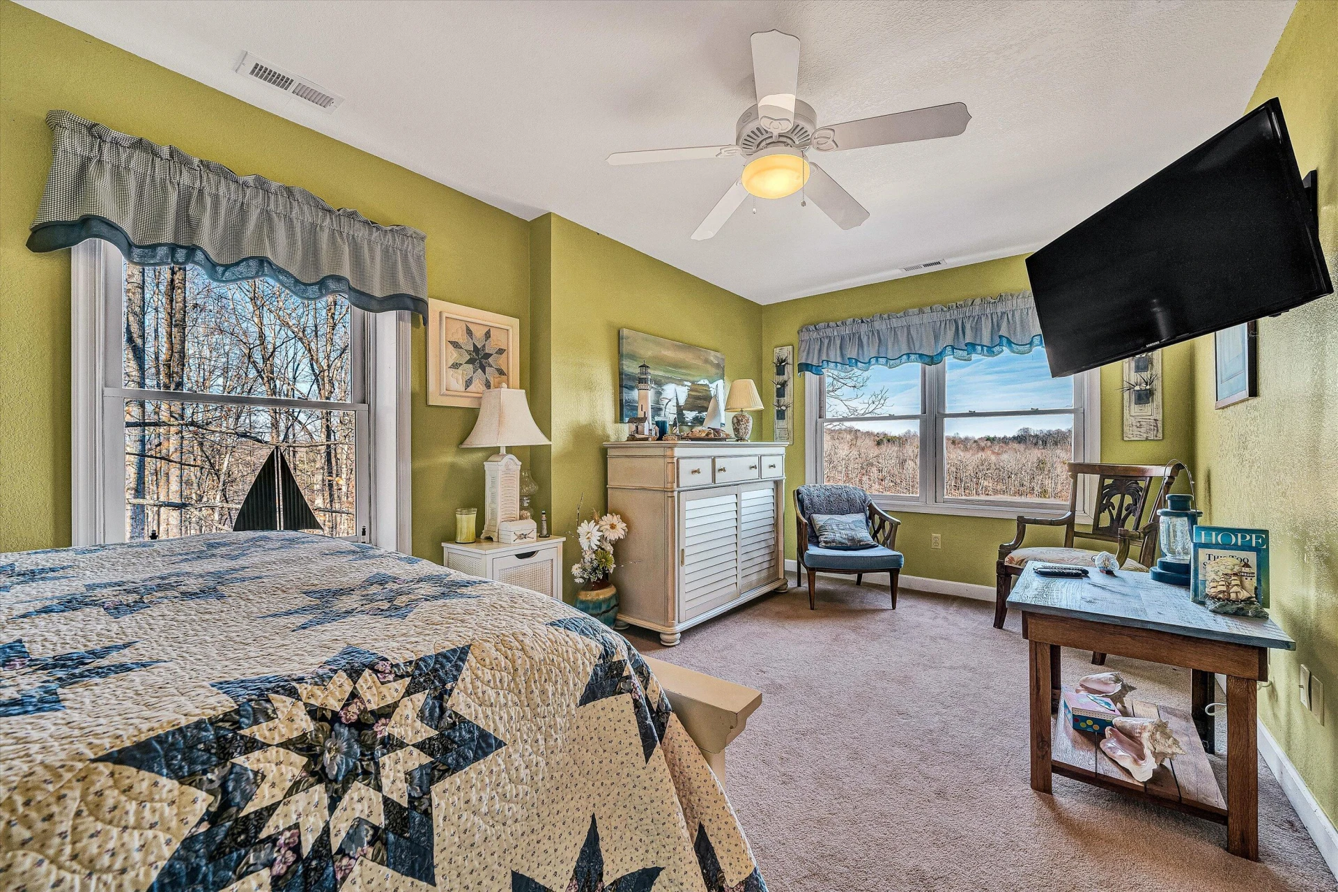 946 High Meadows DR - Photo 36