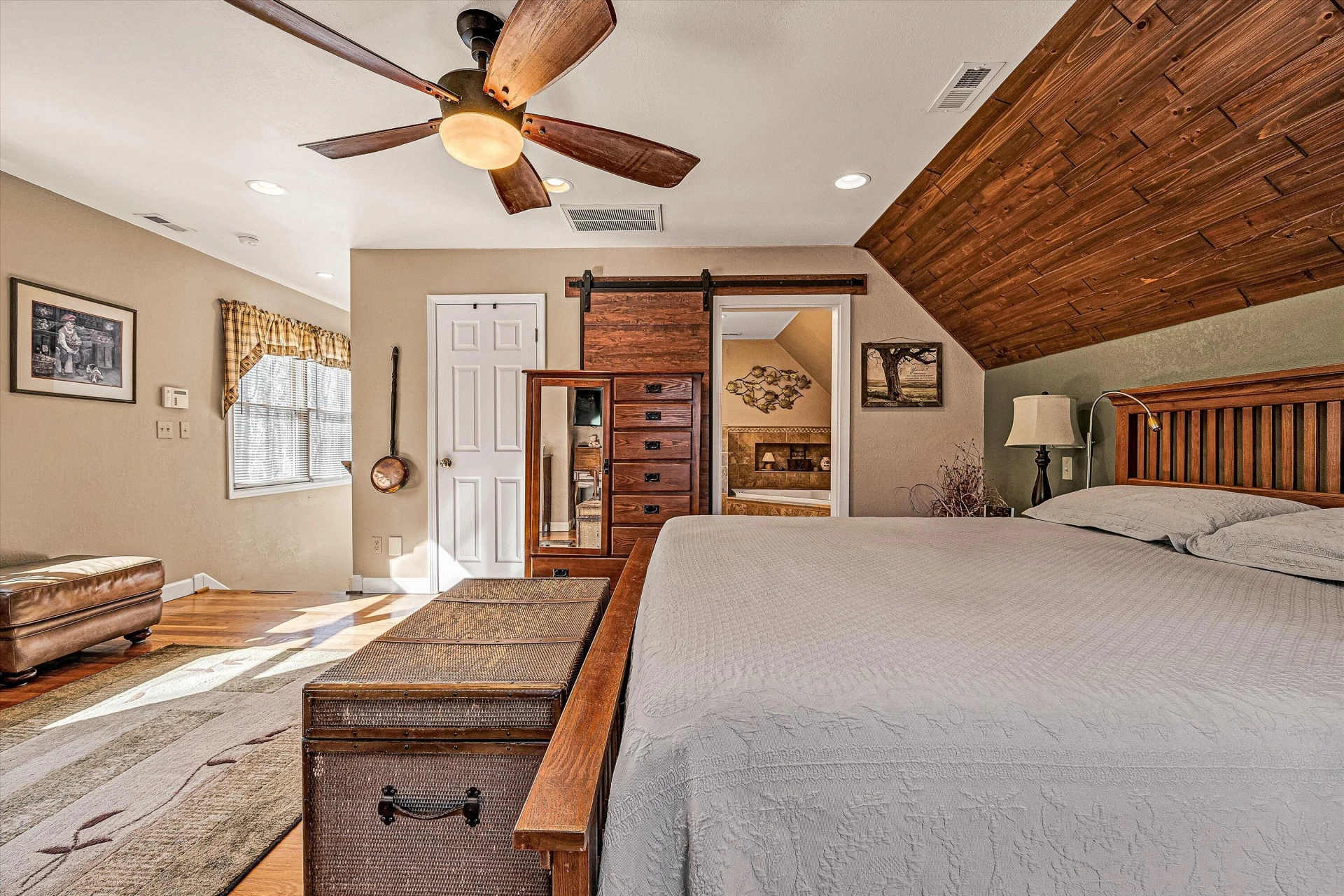946 High Meadows DR - Photo 43