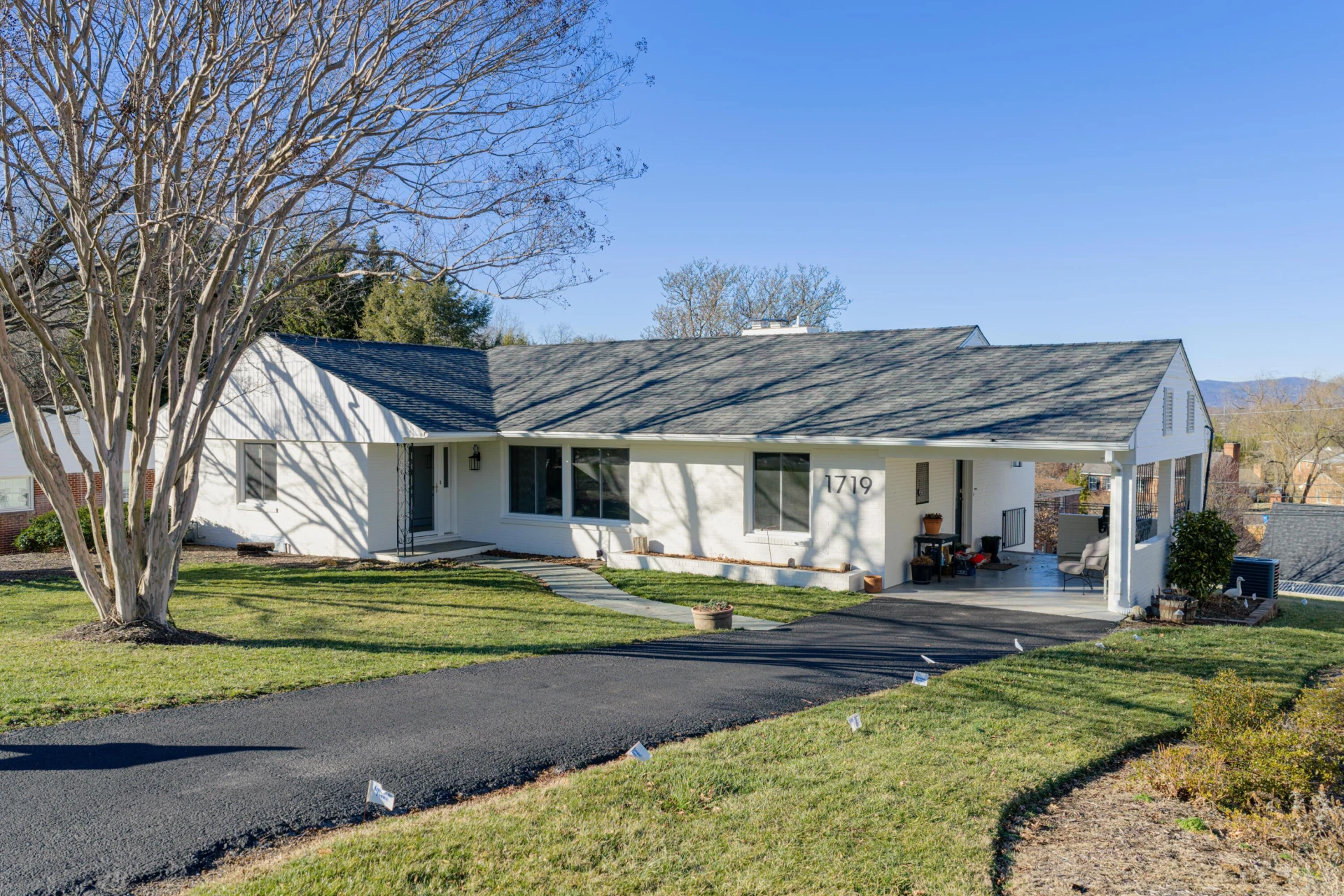 1719 Blair RD SW - Photo 2