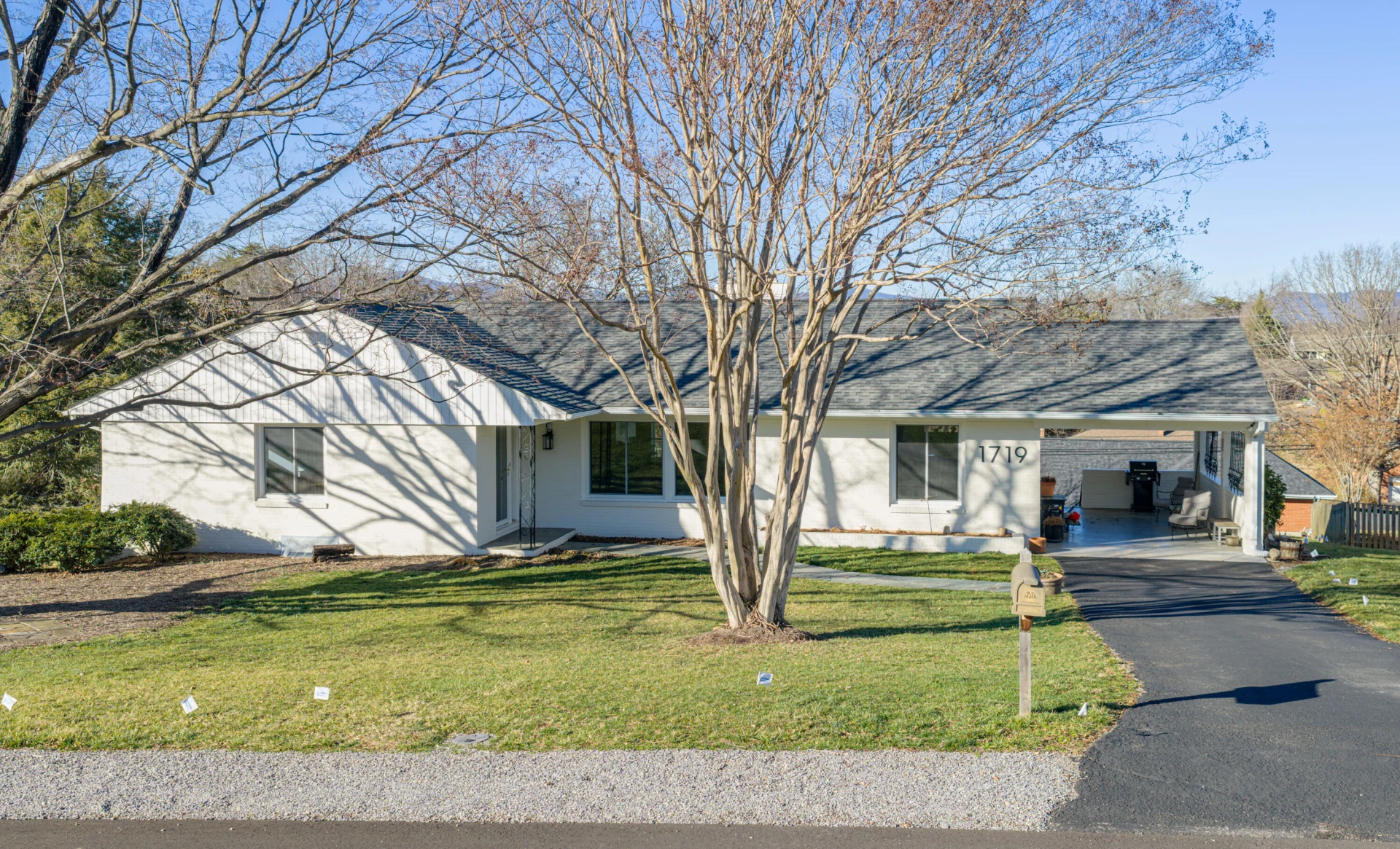 1719 Blair RD SW - Photo 3