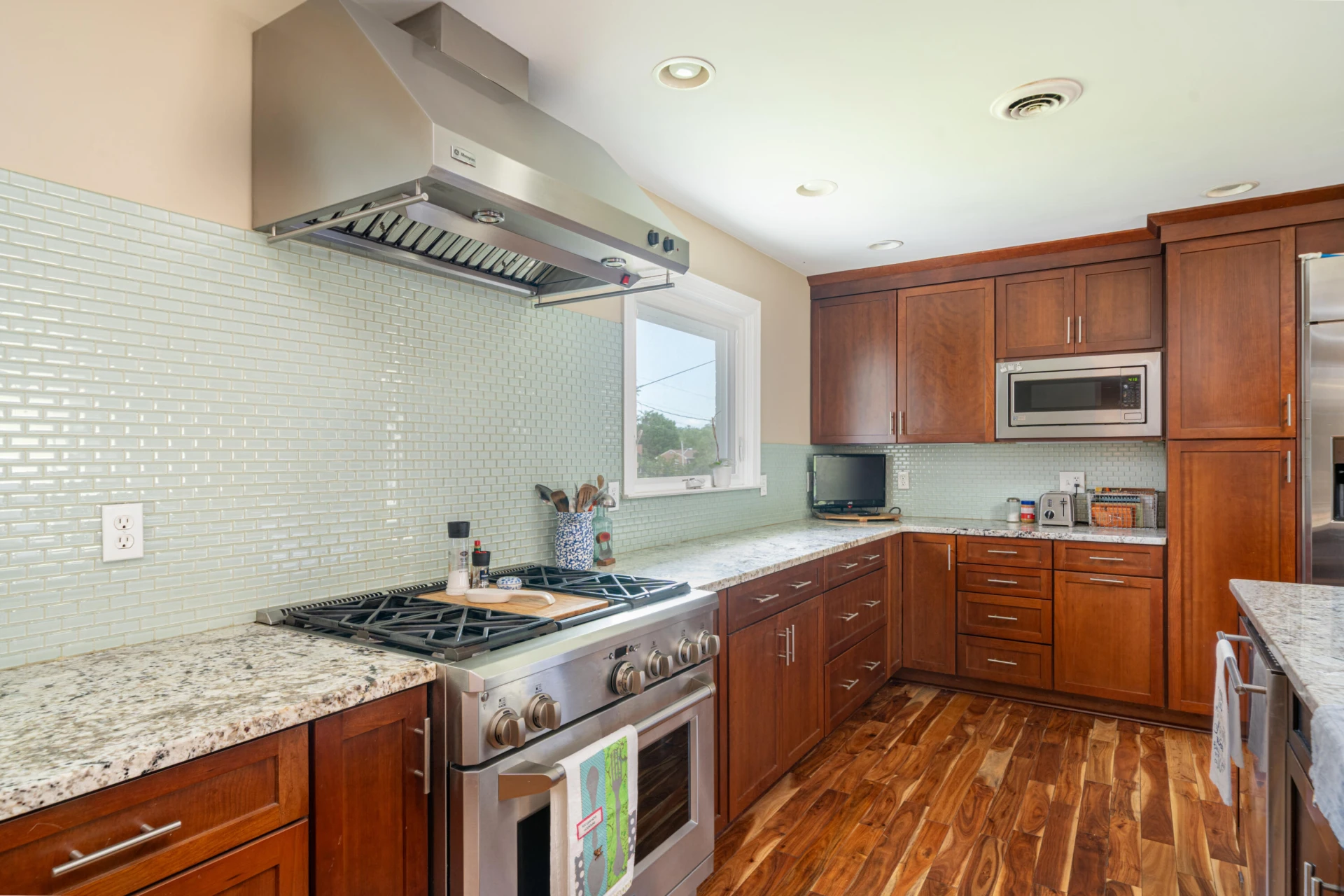 1719 Blair RD SW - Photo 9
