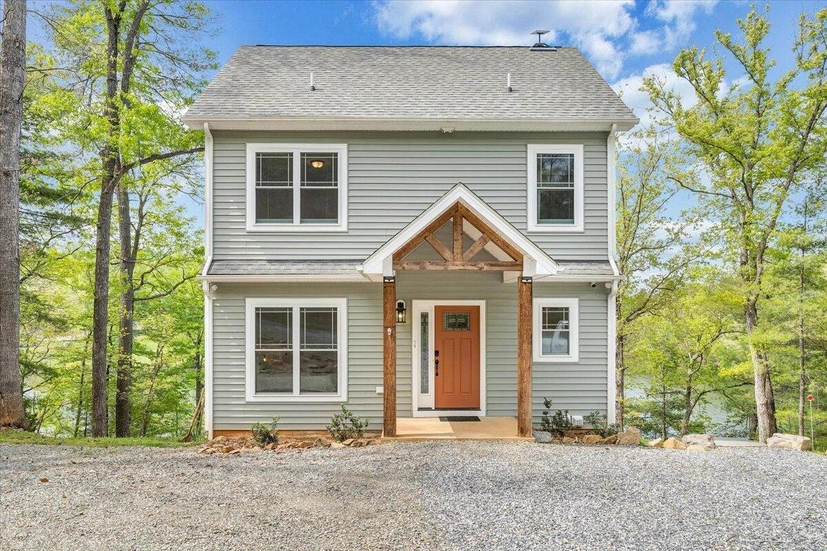 1373 Thomason LN - Photo 2