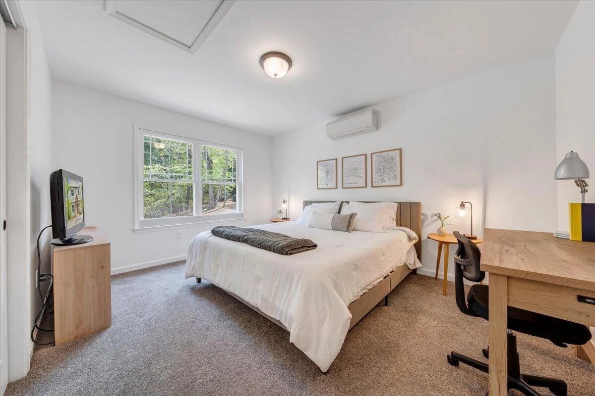 1373 Thomason LN - Photo 29