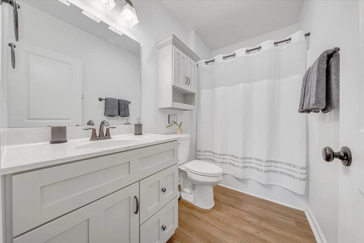 1373 Thomason LN - Photo 40