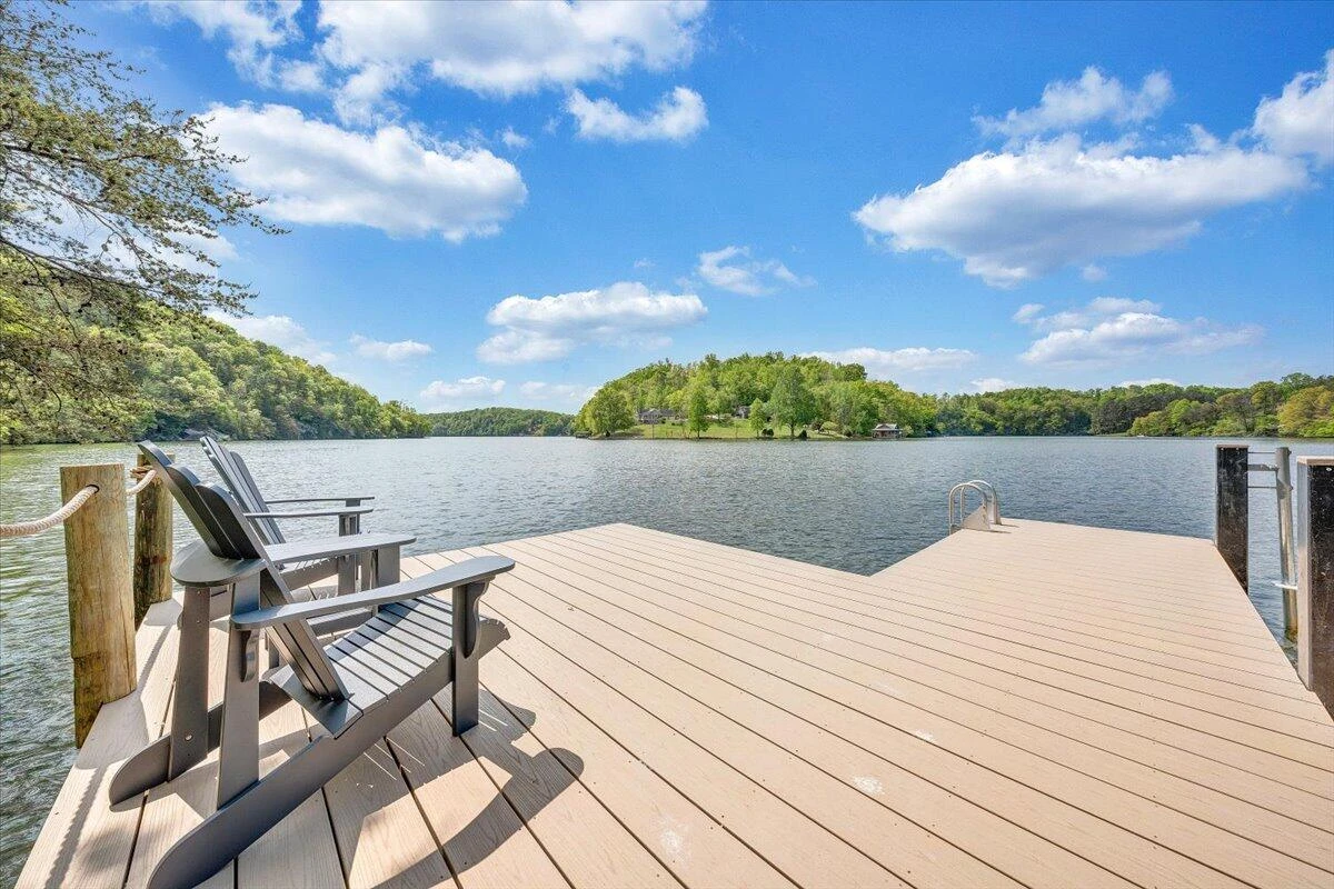 1373 Thomason LN - Photo 52